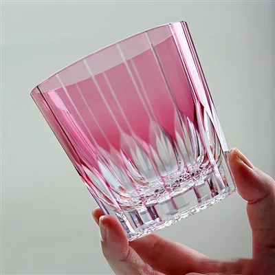 Okuliare na krištáľové whisky